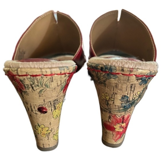 Boc Chandler Red Pepper Leather Floral
Design Cork Platform Wedge Sandals 7 M - Picture 5 of 5